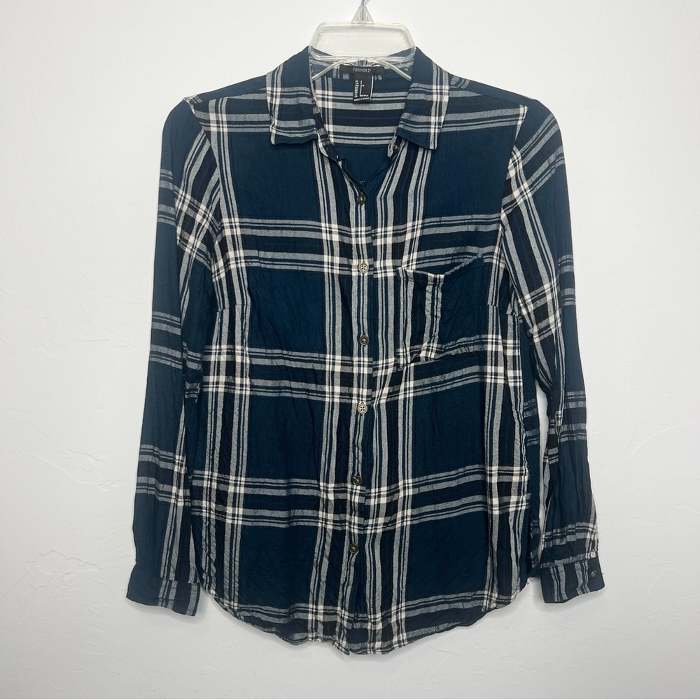 Forever 21 plaid shirt Outdoorsy Cabincore